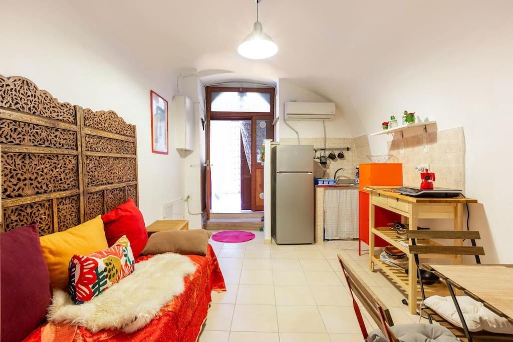 Charming Old Town House Apartment